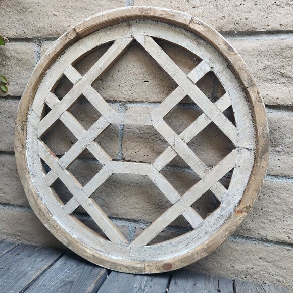 Round Farmhouse Arch Wood Cathedral Window Distress Shabby Chic Beriato 24" - Picture 4 of 4